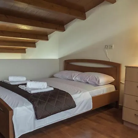Casa Maria - 1 Min From The דירה